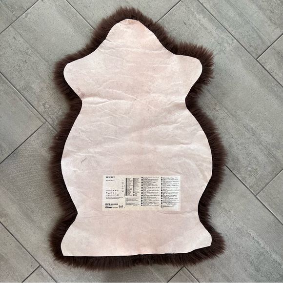 SEJERBY IKEA Chocolate Brown Sheepskin Rugs 18x28" / SOLD INDIVIDUALLY - Picture 7 of 8